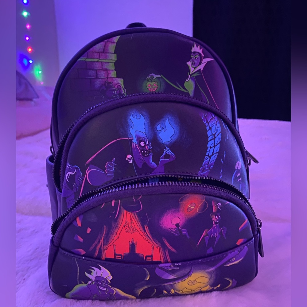 Loungefly Disney Villians glow in dark